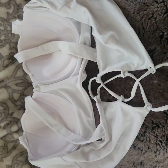 BRAND NEW SEASHELL WHITE BIKINI TOP LARGE - Picture 3 of 4